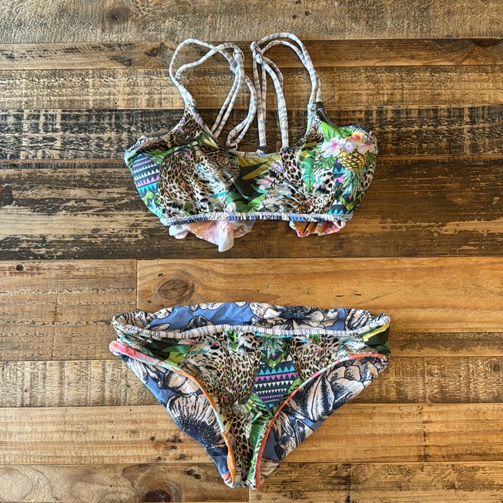 Maaji girls two piece reversible swim suit size 12 - Picture 3 of 7